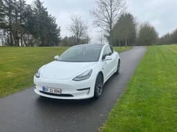 TESLA
Model 3 Thumbnail 3