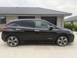 NISSAN
LEAF Thumbnail 4