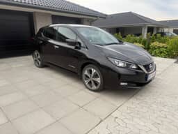NISSAN 
                LEAF Thumbnail 1
