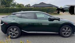 KIA
EV6 Thumbnail 4