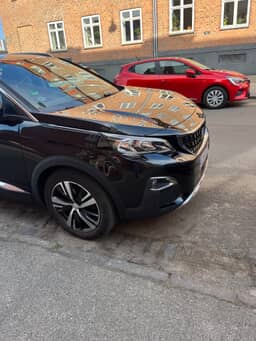 PEUGEOT
3008 Thumbnail 3