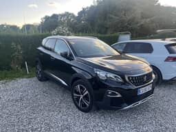 PEUGEOT 
                3008 Thumbnail 1