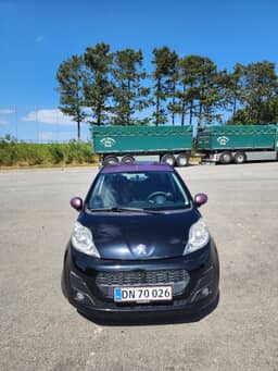 PEUGEOT
107 Thumbnail 2