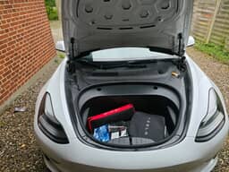 TESLA
Model 3 Thumbnail 3