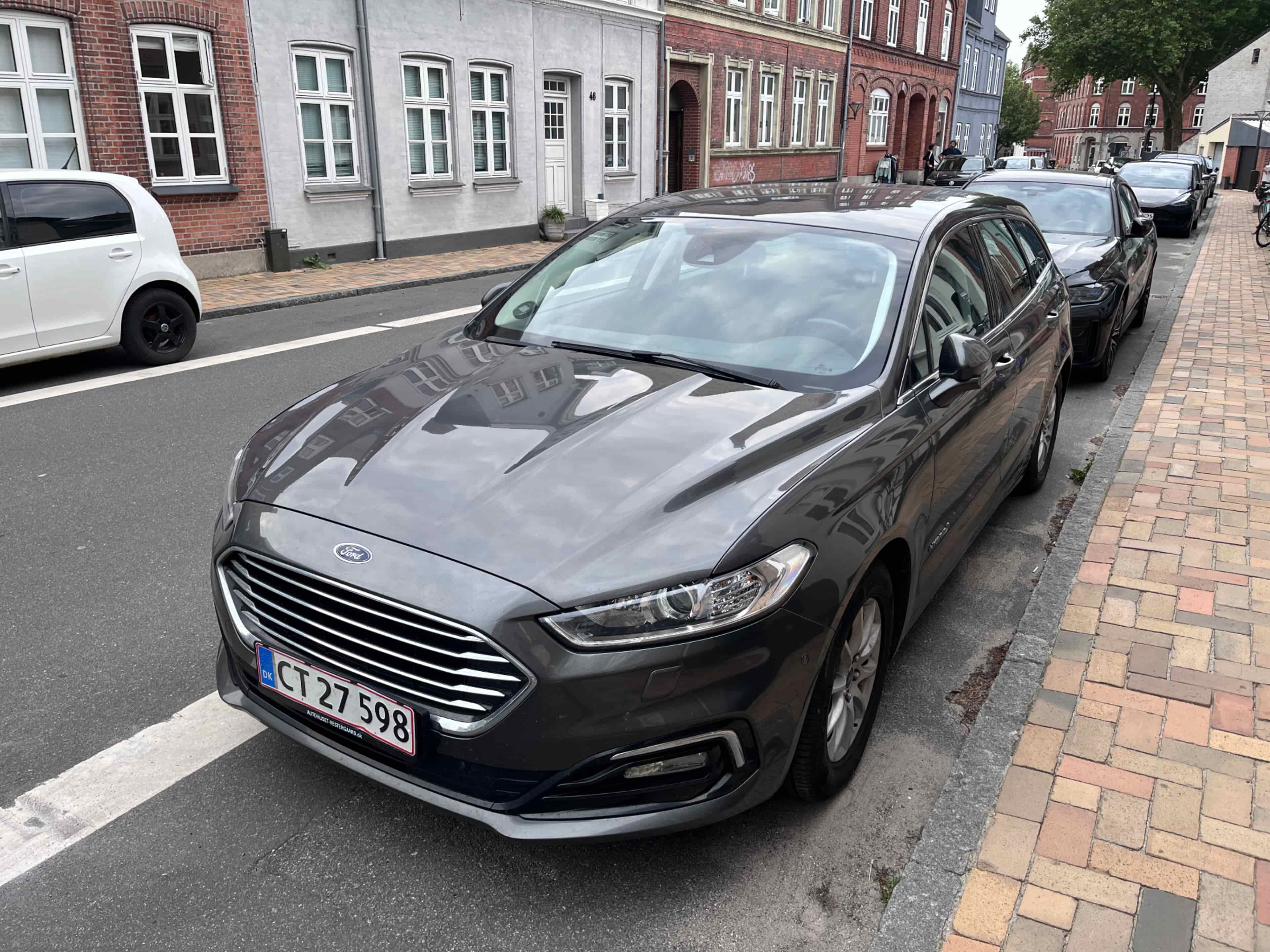 FORD MONDEO