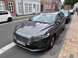 FORD 
                MONDEO Thumbnail 1