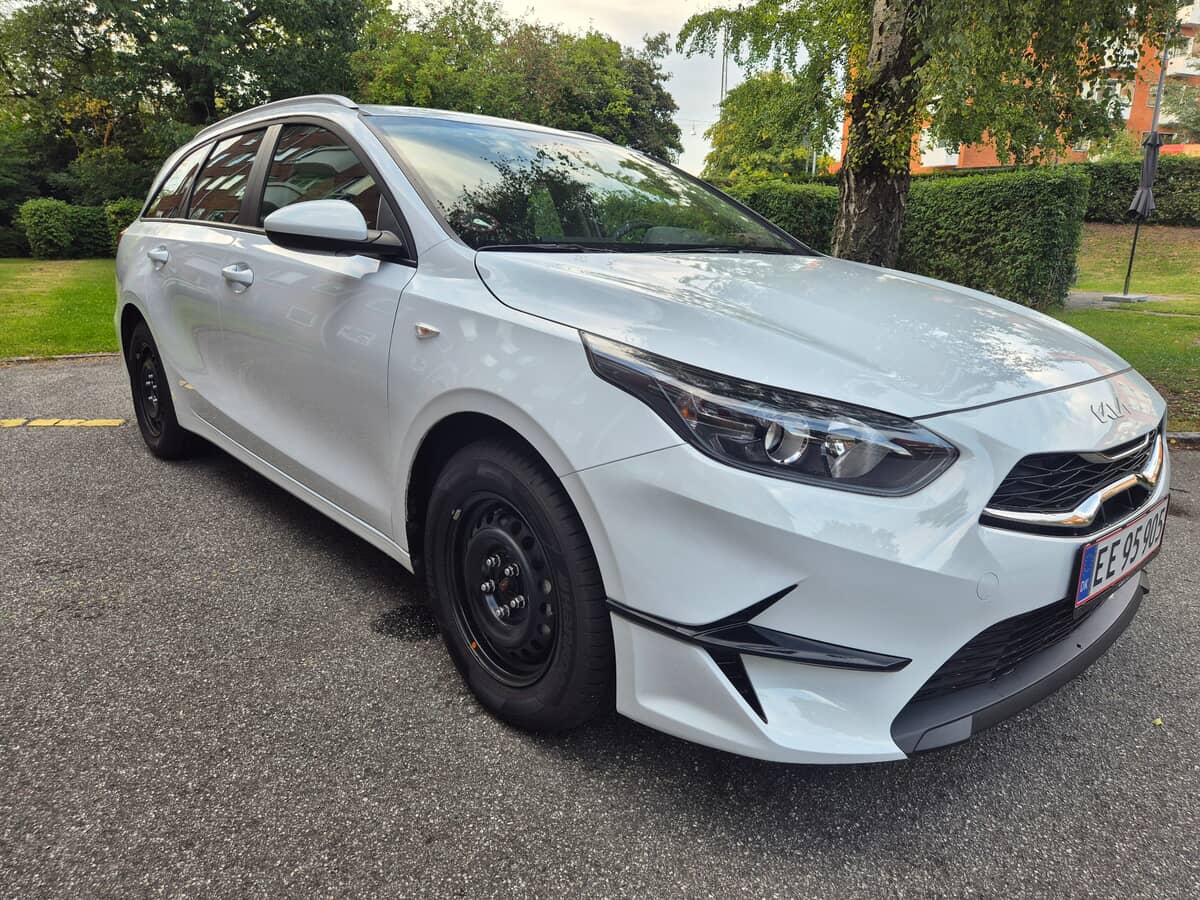 KIA 
                CEED 1