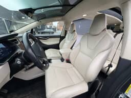 TESLA
Model X Thumbnail 10