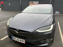 TESLA
Model X Thumbnail 3