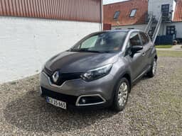 RENAULT 
                Captur Thumbnail 1