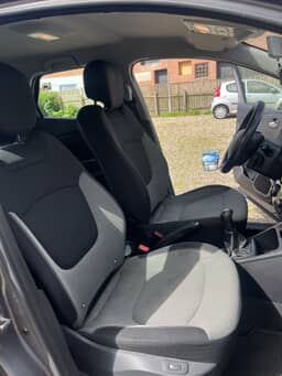 RENAULT 
                Captur Thumbnail 10