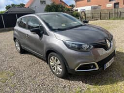 RENAULT 
                Captur Thumbnail 3