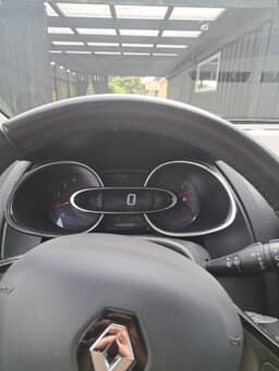 RENAULT 
                Clio Thumbnail 4