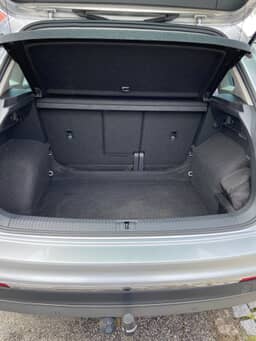VOLKSWAGEN 
                TIGUAN Thumbnail 9