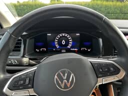 VOLKSWAGEN
Taigo Thumbnail 6
