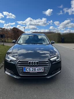AUDI 
                A4 AVANT Thumbnail 2