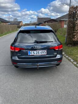AUDI 
                A4 AVANT Thumbnail 6