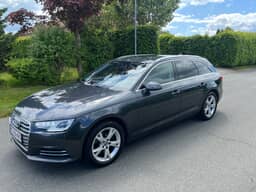 AUDI 
                A4 AVANT Thumbnail 1