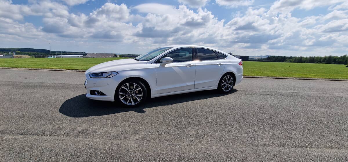 FORD 
                MONDEO 1