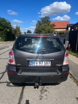 TOYOTA
COROLLA VERSO 7prs Thumbnail 5