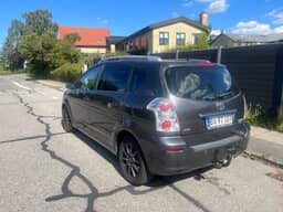 TOYOTA
COROLLA VERSO 7prs Thumbnail 4