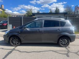 TOYOTA
COROLLA VERSO 7prs Thumbnail 3