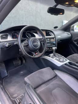 AUDI
A5 Thumbnail 10