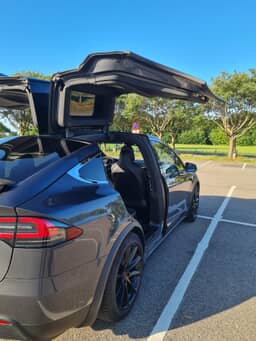 TESLA 
                Model X Thumbnail 9