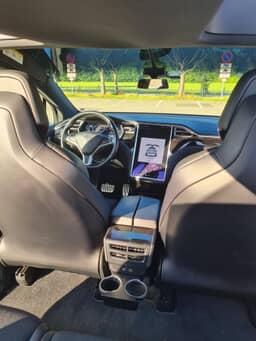 TESLA 
                Model X Thumbnail 13