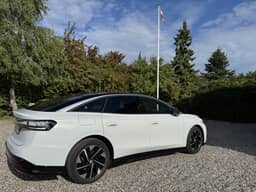 VOLKSWAGEN
ID.7 Thumbnail 8