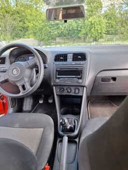 VOLKSWAGEN
POLO VAN Thumbnail 6