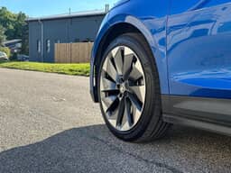SKODA
ENYAQ Thumbnail 6