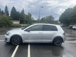 VOLKSWAGEN
Golf GTI Performance Thumbnail 4