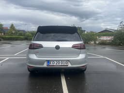 VOLKSWAGEN
Golf GTI Performance Thumbnail 6