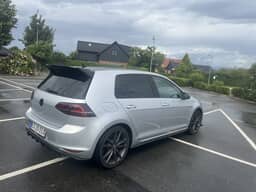 VOLKSWAGEN
Golf GTI Performance Thumbnail 7