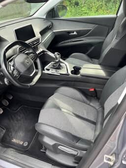 PEUGEOT 
                3008 Thumbnail 10