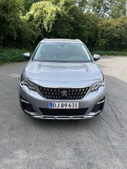 PEUGEOT 
                3008 Thumbnail 2