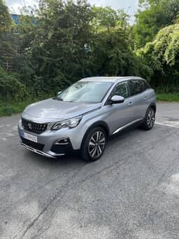 PEUGEOT 
                3008 Thumbnail 1