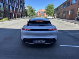 PORSCHE
Taycan 4 Thumbnail 4