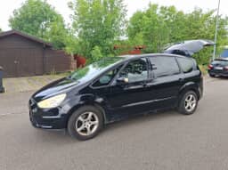 FORD 
                S-MAX Thumbnail 1