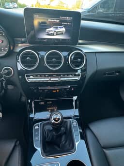 MERCEDES-BENZ
C-Klasse Thumbnail 8