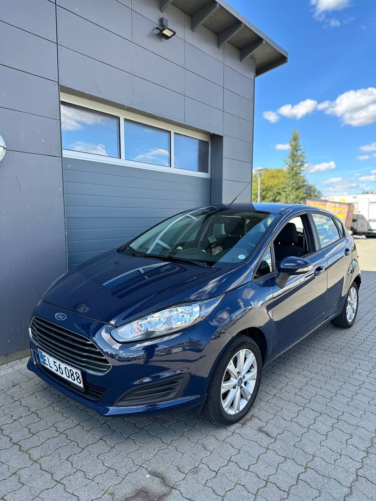 FORD
FIESTA 1