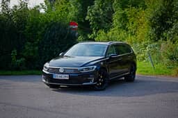VOLKSWAGEN
PASSAT Thumbnail 2