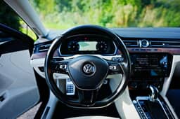VOLKSWAGEN
PASSAT Thumbnail 12