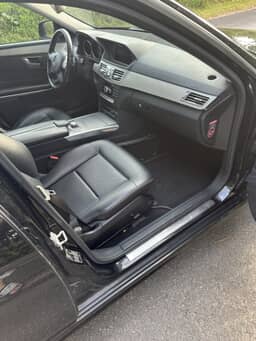 MERCEDES-BENZ
E-Klasse Thumbnail 12